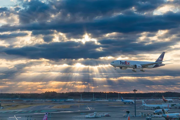 November 2019 Narita Airport Tokio Japan Landingsvliegtuig Ochtend Landschap Met — Stockfoto