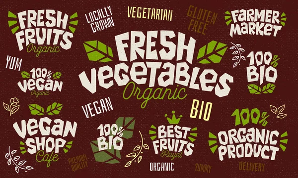 Set di icone per lettering di prodotti alimentari in stile schizzo. Illustrazione del vettore disegnato a mano . — Vettoriale Stock