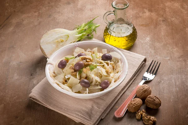 Closeup View Fennel Salad Parmesan Cheese Flakes Black Olives Nuts — Stock Photo, Image