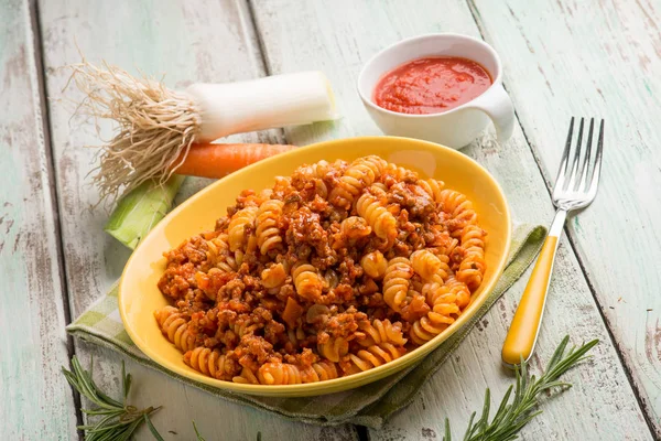 Fusilli Con Ragù Bolognese — Foto Stock