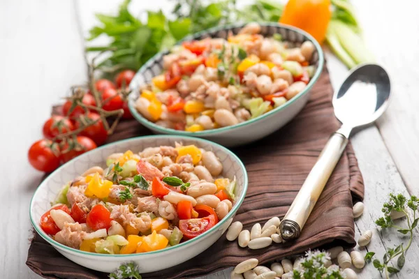 Salad Tuna Cannellini Beans Pepper Tomatoes — Stock Photo, Image