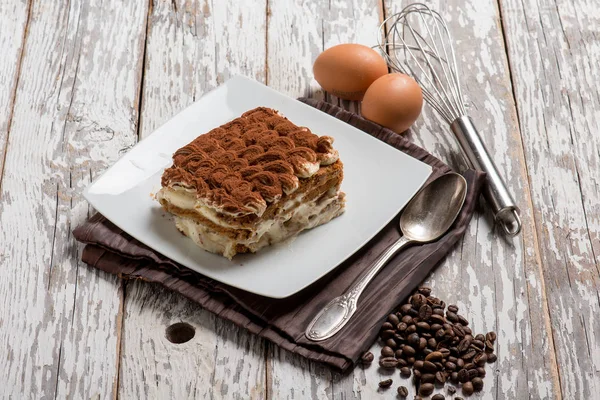 Sobremesa Tradicional Italiana Tiramisu — Fotografia de Stock