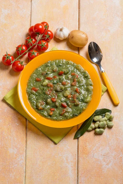 Homemade broad bean soup — Stock Image Homemade Broad Bean Soup Stock Picture