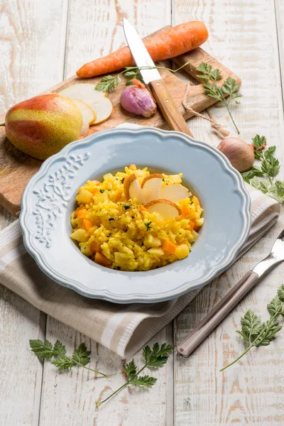 Risotto Azafrán Con Peras —  Fotos de Stock