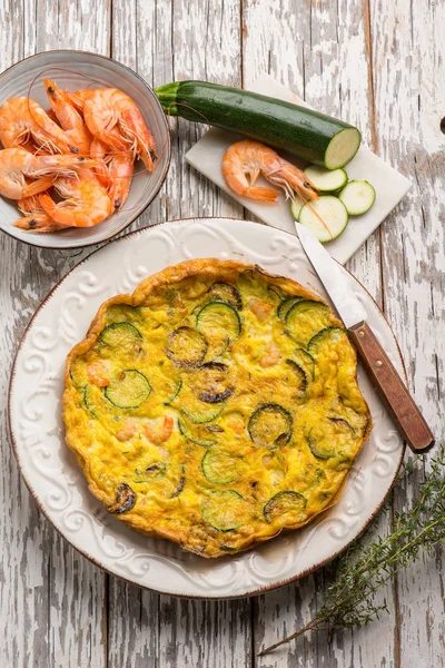 Omelette Shrimps Zucchinis Close — Stock Photo, Image