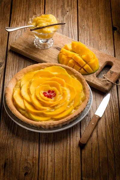 Tort Mango Cremă Lămâie Băț Vanilie — Fotografie, imagine de stoc