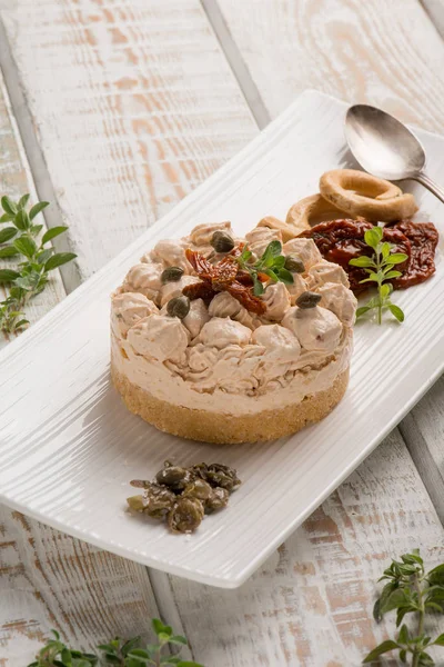 Cheese Cake Dried Tomatoes Capers Fresh Oregano — Stock Photo, Image