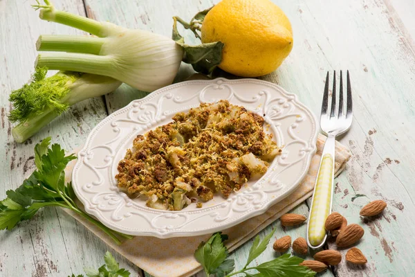 Fennel crumble with almond and lemon — Stock Photo, Image