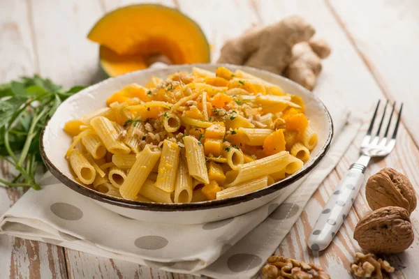 Pasta Con Zenzero Zucca Scorza Limone — Foto Stock