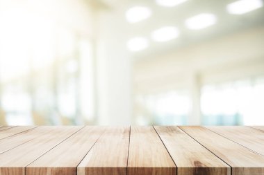 Office arka plan ile mevcut ürün için boş tablo.