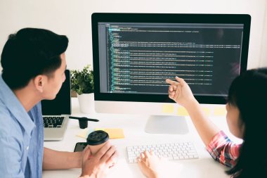 Bir yazılım geliştirme ve kodlama teknolojisinde çalışan programcı ve UX UI tasarımcısı. Mobil ve web sitesi tasarımı ve programlama geliştirme teknolojisi