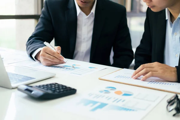 Junge Start Unternehmer Treffen Sich Zum Brainstorming Das Neue Investitionsprojekt — Stockfoto