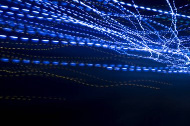 Siyah Arkaplanda Mavi Işık Yolu