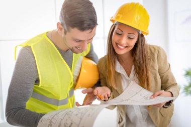 Genç Mimarlar Office mimari planları kontrol