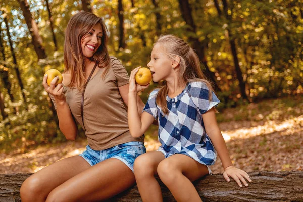 Young Woman And Girl In The Forest — Stock Photo, Image