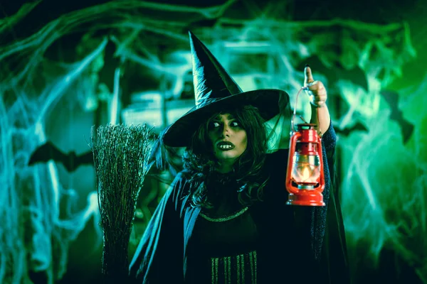 Portrait Witch Awfully Face Lighted Lantern Her Hand Creepy Foggy — Stock Photo, Image