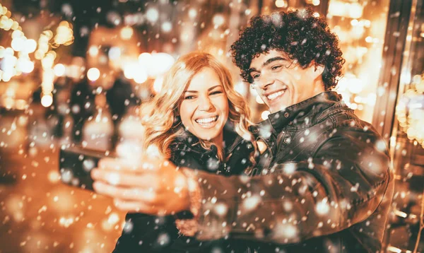 Young couple having — Stock Photo, Image