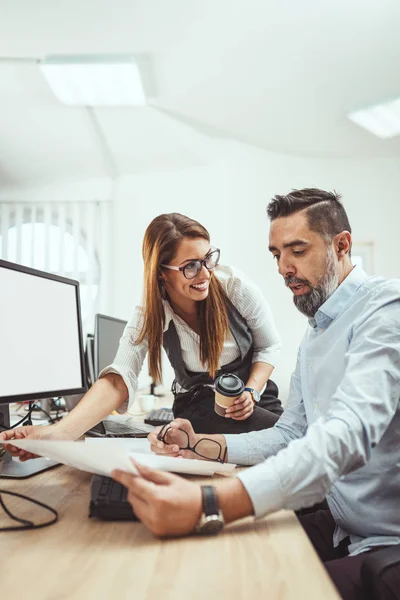 Empresas Creativasesteam Trabajando Nuevo Proyecto Oficina — Foto de Stock