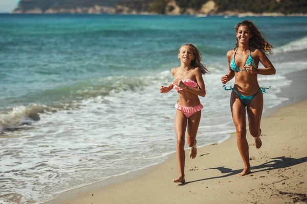 Beautiful Teenage Girl Enjoying Her Mother Beach Running Seashore Having — Stock Photo, Image