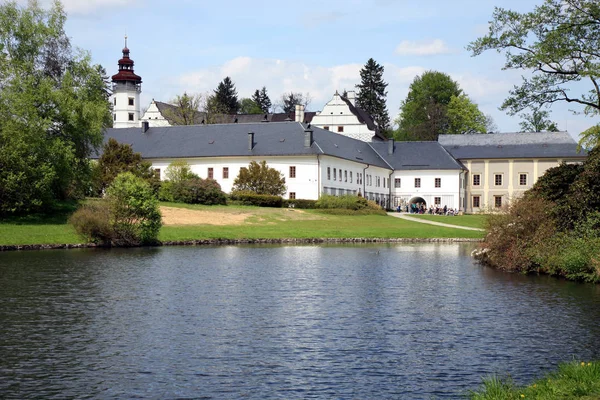 Blick Auf Kleinen Romantischen Ort Der Tschechischen Republik Burg Velke — Stockfoto