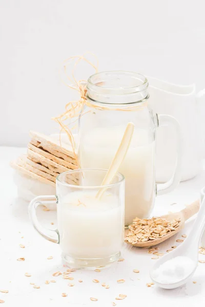 Protein Kaynağı Yulaf Sütü Yapımı Bir Ürünün — Stok fotoğraf