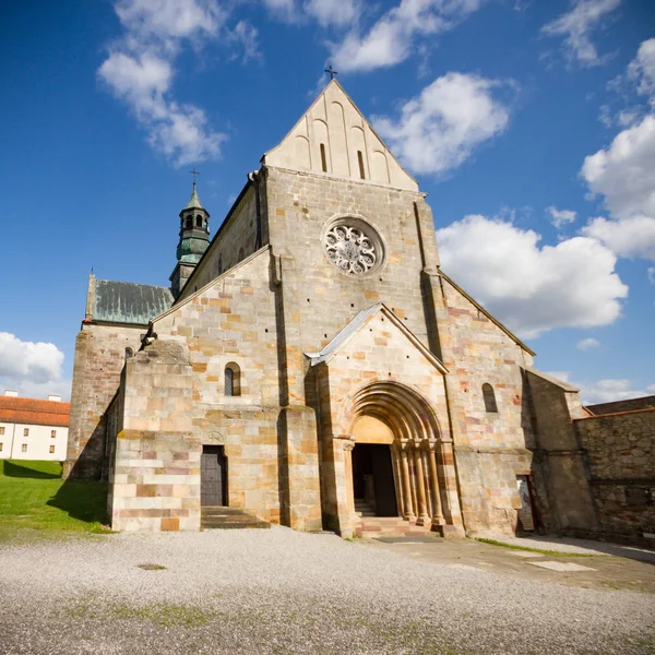 Zabytkowej Architektury Budynku Jasny Słoneczny Dzień — Zdjęcie stockowe