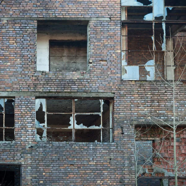 Szeroki Kąt Widzenia Starego Muru Opuszczony Budynek Fabryczny — Zdjęcie stockowe