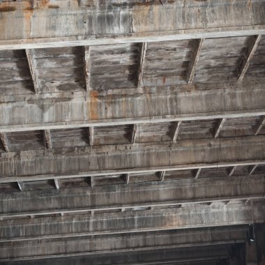 Çok kirlenmiş endüstriyel bir fabrikanın kalıntıları, sanayi serisi.