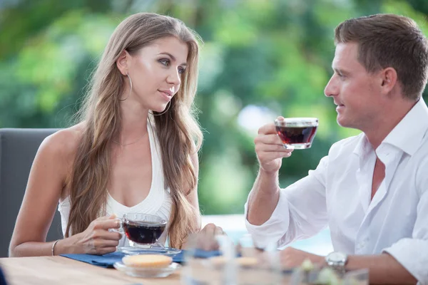 Portrait Nice Young Couple Having Breakfast Summer Environment — Stock Photo, Image
