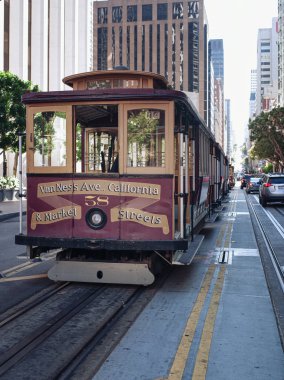 tarihi teleferik görünümünü üzerinde ünlü van ness ave san Francisco