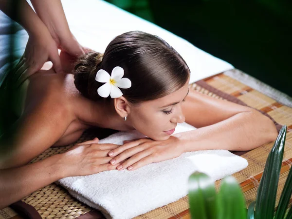 Portrait Young Beautiful Woman Spa Environment — Stock Photo, Image