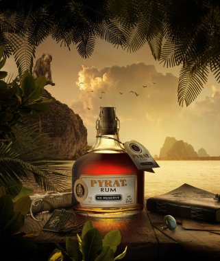 Phuket, Tayland - 01 Şubat 2019. Pyrat Rum XO rezervi. Batı Hint Adaları 'ndaki Anguilla Rums Ltd.' den çok özel bir kehribar Karayip harmanlanmış rom..