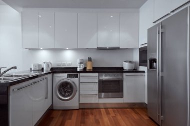 Modern mutfak setinin güzel fotoğraf stüdyosu manzarası