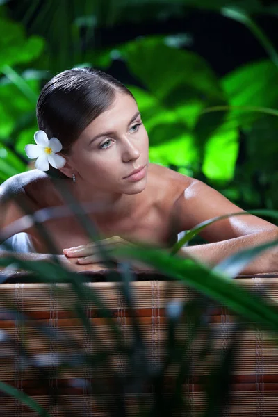 Portrait Young Beautiful Woman Spa Environment — Stock Photo, Image