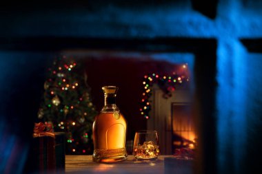 Konyak ve şişe cam görünümü renk geri kadar kapatın