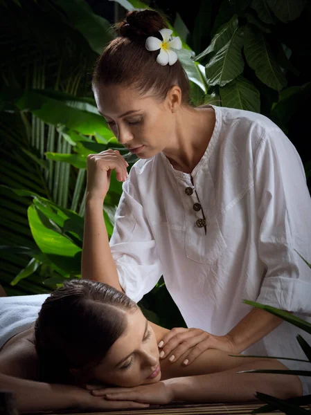 Portrait Young Beautiful Woman Spa Environment — Stock Photo, Image