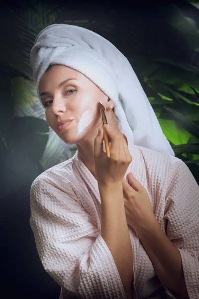 Close Portrait Nice Young Woman Applying Moisturizing Cream — Stock Photo, Image