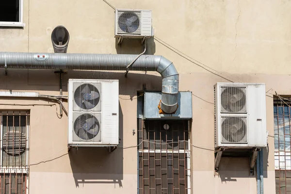 Cooling Units Building Facade — Stock Photo, Image