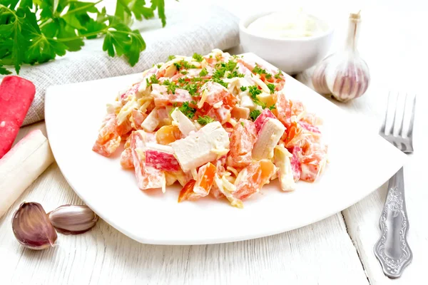 Salada Paus Caranguejo Queijo Alho Tomate Vestida Com Maionese Toalha — Fotografia de Stock