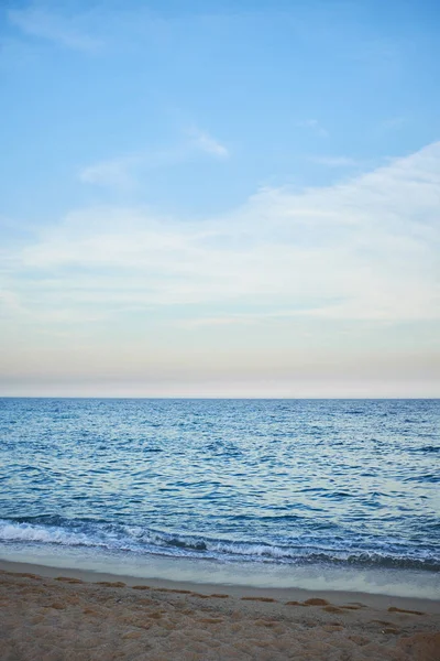 Vahşi Yüzme Plaj güneş olmadan güneş battıktan sonra insanlar olmadan