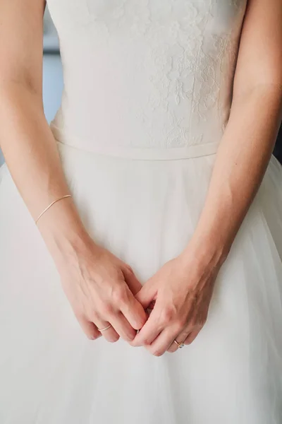 Mattina Della Sposa Quando Indossa Bel Vestito Una Donna Prepara — Foto Stock