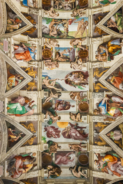 Рим, Италия - 29 июня 2017 г.: Сикстинский потолок часовни, сцена создания, музеи Ватикана, Рим, Италия
.