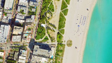 Hava kuş bakışı sörfçü tropikal net, su miami beach