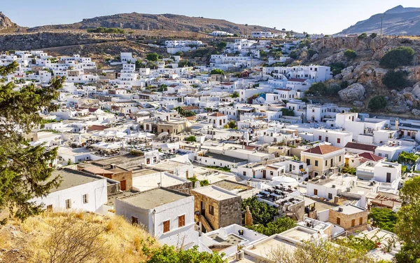 Stadtbild Von Lindos Alter Stadt Mit Weiß Getünchten Häuschen Dicht — Stockfoto