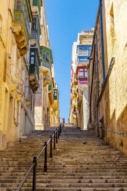 Valletta, Malta'da uzun merdivenler