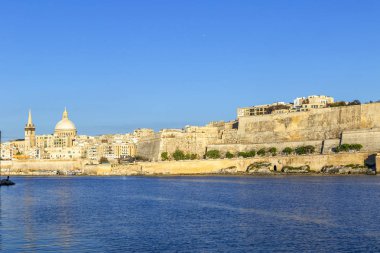 Manoel Adası, Malta'dan görüldüğü gibi doğal akşam Valletta silüeti manzarası