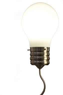 Büyük beyaz ampul beyaz izole.