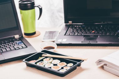 iş - ofis dışında zaman eksikliği, hızlı Öğle Yemeği