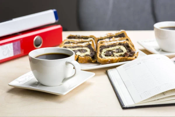 Vamos Nos Encontrar Escritório Com Café Biscoitos — Fotografia de Stock