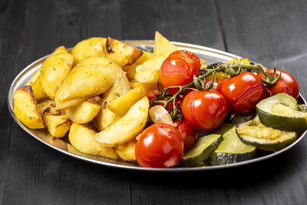 Gebackenes Gemüse Schmackhaft Und Gesund Zum Abendessen — Stockfoto